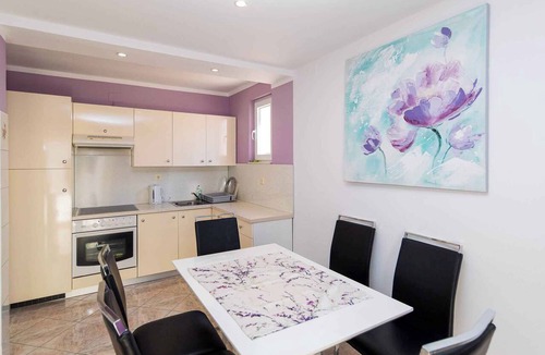 Dramalj Apartment | Holiday apartment with sea view and air conditioning