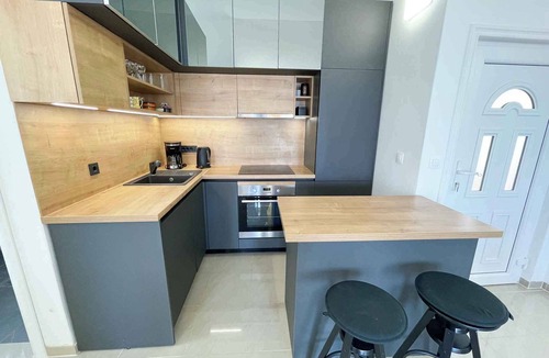 Klanfari Apartment | Holiday apartment with balcony and sea view
