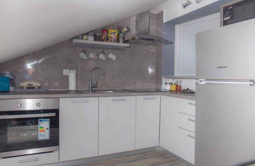 Klanfari Apartment | Holiday apartment with lake view and balcony