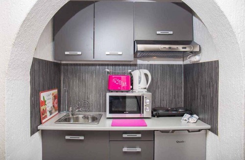 Klanfari Apartment | Holiday apartment with air conditioning and roof terrace