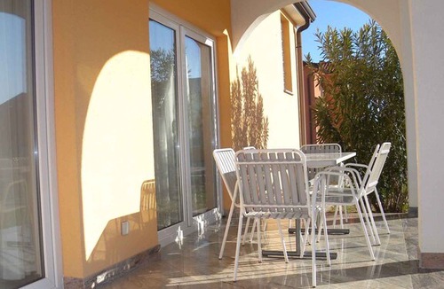 Kastel Apartment | Holiday apartment with pool and terrace