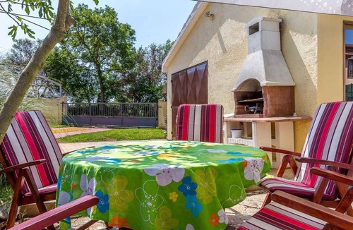 Valdebek Apartment | Holiday apartment with private pool and terrace