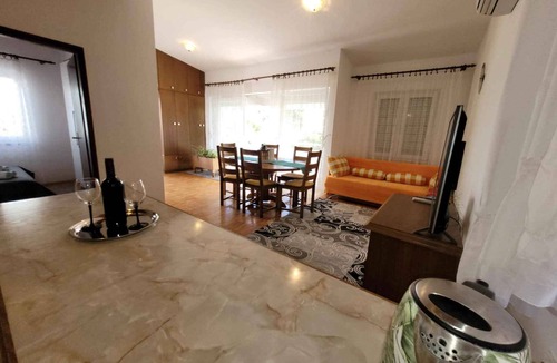 Vir Apartment | Holiday apartment with sea view