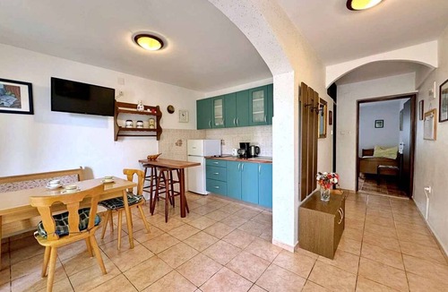 Silo Apartment | Holiday flat with terrace and air conditioning