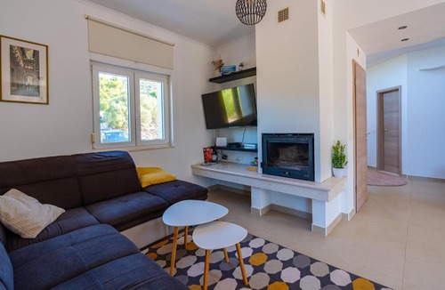 Kneza House | Holiday home Berta