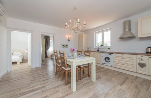 Dragove House | Holiday home "Ena" with view of the water