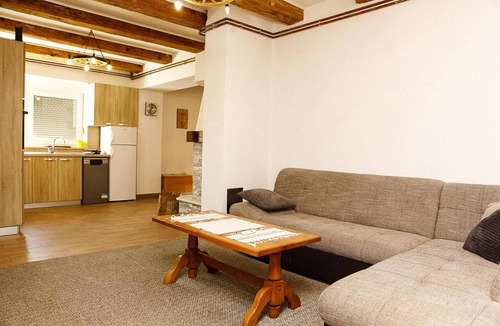 Lukovdol House | Holiday Home 'House Lukovdol' with Private Terrace, Private Garden and Wi-Fi