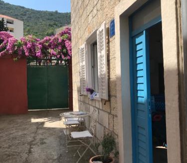 Cove Rogacic House | Holiday Home Isabella