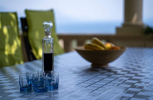 Selca House | Holiday Home Ivana - Three Bedroom holiday Home with Jacuzzi, Terrace and Sea view