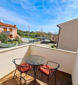 Segotici Apartment | Holiday home Lorie