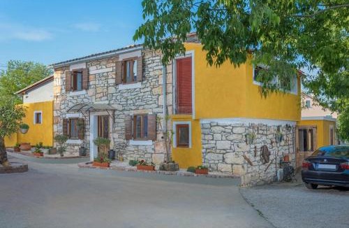Nova Vas House | Holiday Home Mandula