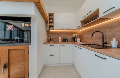 Razanac House | Holiday Home Pecora Nera with Pool