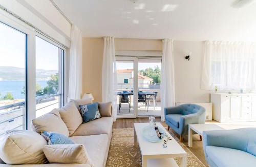 Pridraga House | Holiday Home Sea Front Villa Lucija by Interhome