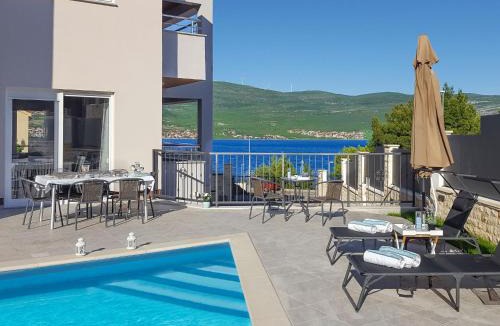 Pridraga House | Holiday Home Sea Front Villa Lucija by Interhome