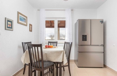 Muc Villa | Holiday home Svilaja I Heated pool, family retreat