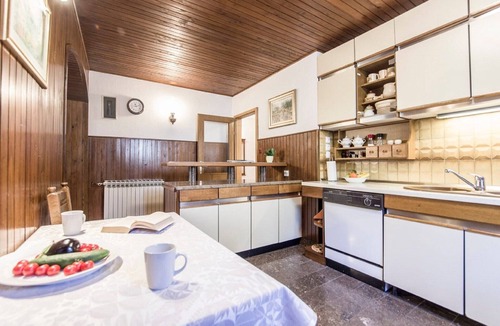 Selca House | Holiday home Villa Spilla - Three Bedroom Home with Terrace
