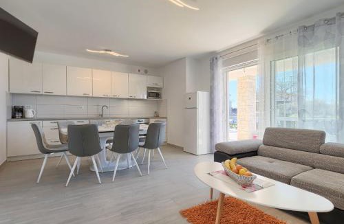Nova Vas House | Holiday Home Villa Zirdum by Interhome