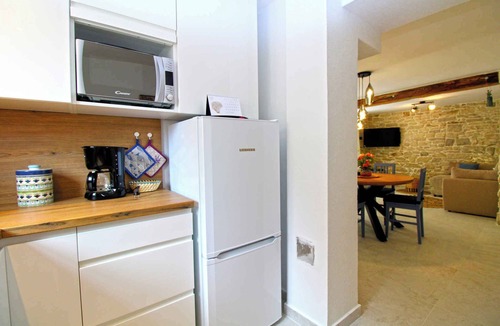 Rakalj House | Holiday home with large terrace and barbecue
