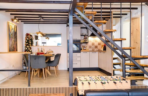 Gospic House | Holiday home with pool, sauna and jacuzzi overlooking Velebit
