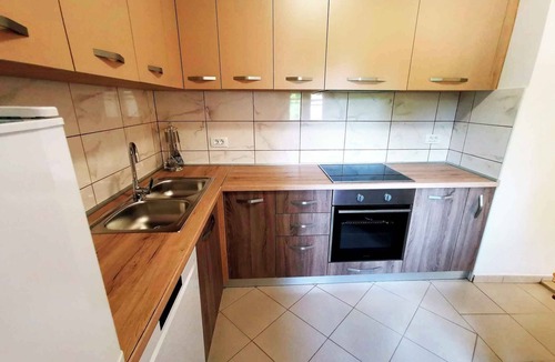 Garica House | Holiday home with terrace for 2 people