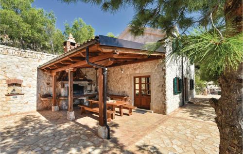 Zastrazisce House | Holiday Home Zastrazisce With Fireplace 03