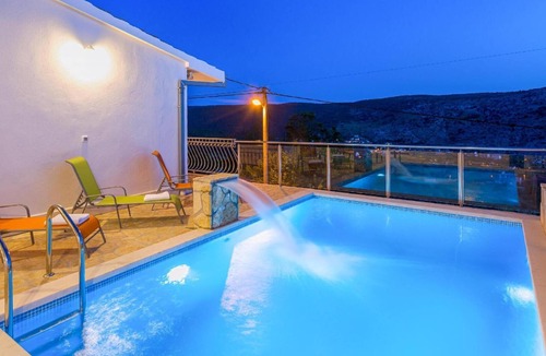 Split House | Holiday house for 8 persons approx. 180 qm in Srinjine, Dalmatia (Mosor)