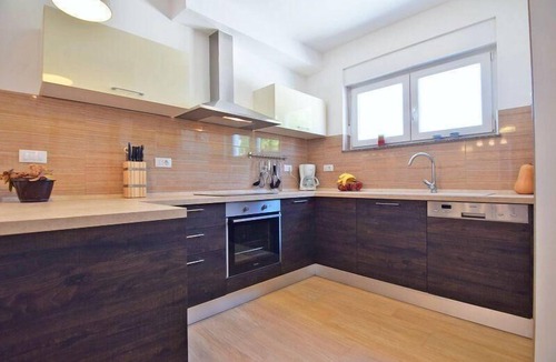 Skatari House | Holiday house Pula for 2 - 8 persons with 4 bedrooms - Holiday house