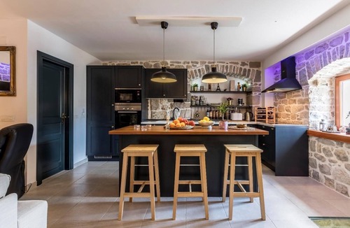 Solin House | Holiday house Solin for 1 - 8 persons with 3 bedrooms - Holiday house