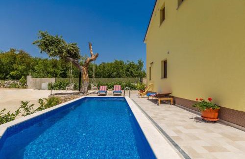 Gabonjin House | Holiday house Villa Jozi