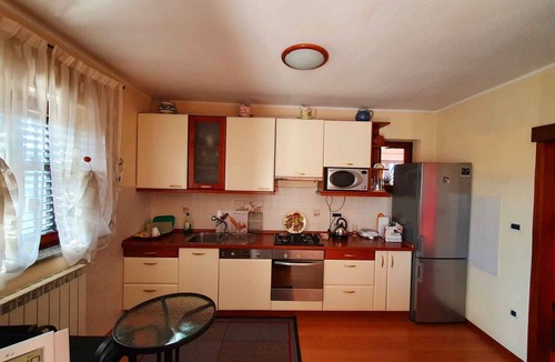 Pazin House | Holiday house with outdoor pool, balcony and close to the beach