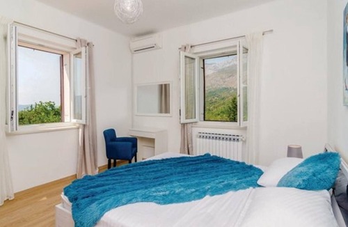 Zastolje House | Holiday house Zastolje for 10 - 11 persons with 5 bedrooms - Holiday home