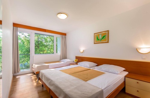 Klanfari Hotel | Holiday Resort Kačjak