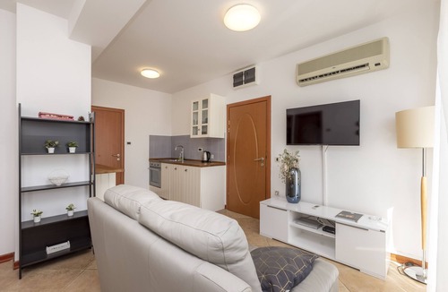 Nerezine Hotel | Hotel Manora