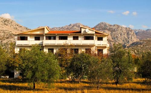 Starigrad House | Hotel Rajna