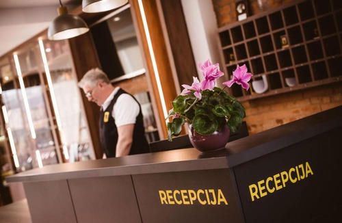 Murska Sobota Hotel | Hotel Strk