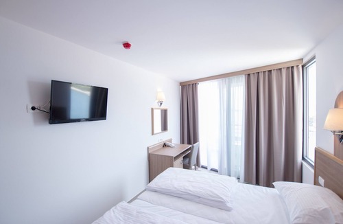 Stikovica Bed & Breakfast | Hotel Villa Paradiso