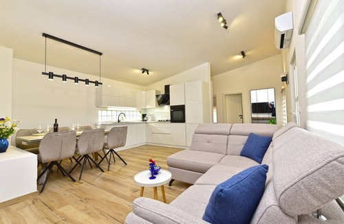 Skatari House | House 1203/11056 (Istria - Pula), 4500m from the beach