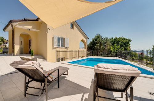 Sarsoni Villa | House ARIFRAGO