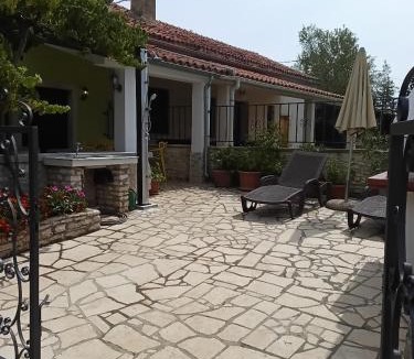 Belavici Apartment | House Belavici