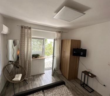 Novi Vinodolski Apartment | house Dragica
