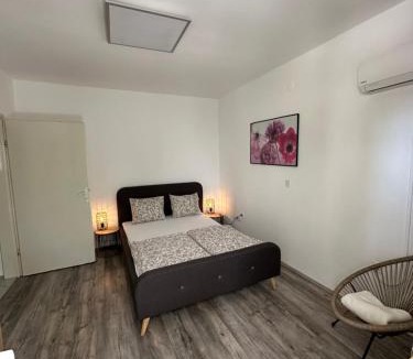 Novi Vinodolski Apartment | house Dragica