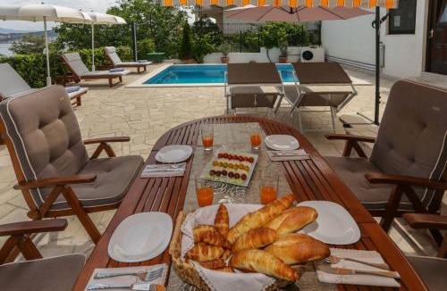 Okrug Donji House | House Dupla