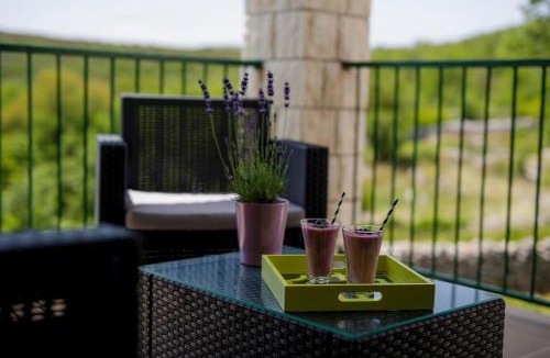 Klis House | House Lucia