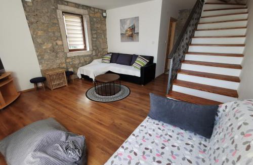 Selce Villa | House Mare
