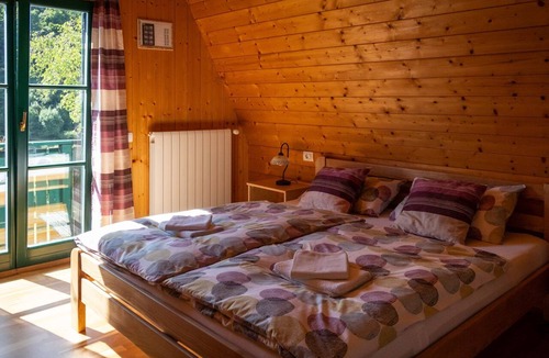 Crni Lug Ski Chalet | House Mountain Resort - 3 Chalets with pool & spa near Risnjak , Gorski kotar