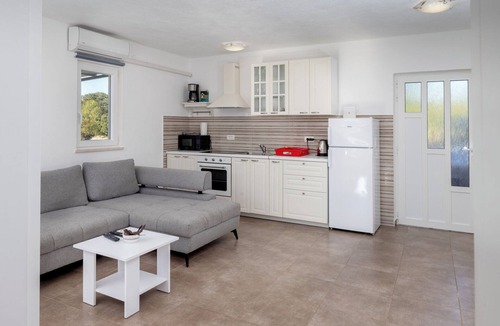 Supetar House | House Nane Garden (109991-K1) - Mirca - island Brac