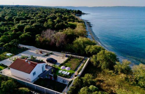 Peroj Villa | House of peace