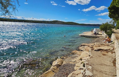 Cove Makarac (Milna) Apartment | Illyria Resort Apt 102