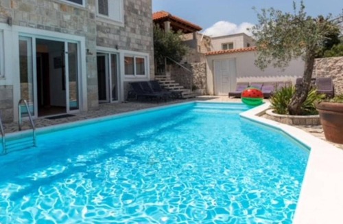 Zaton Villa | Imperial Stay Dubrovnik - Eight Bedroom Villa with Outdoor Pool and Gym