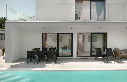Divsici Villa | Infinity pool Villa San Amore